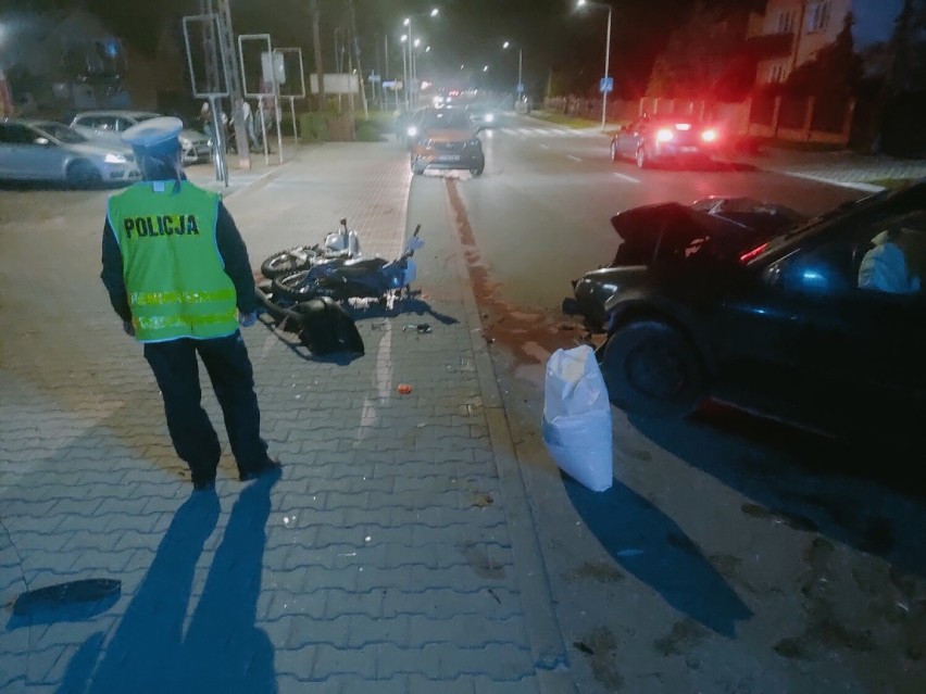 Na ul. Tomaszowskiej pijany kierowca bez prawa jazdy wjechał w motocyklistę