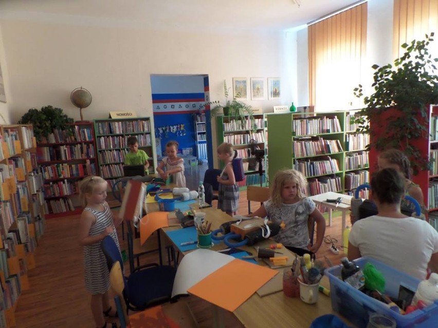 Biblioteka w Chodzieży: Wakacyjne zajęcia w Dziale dla dzieci [ZDJĘCIA]