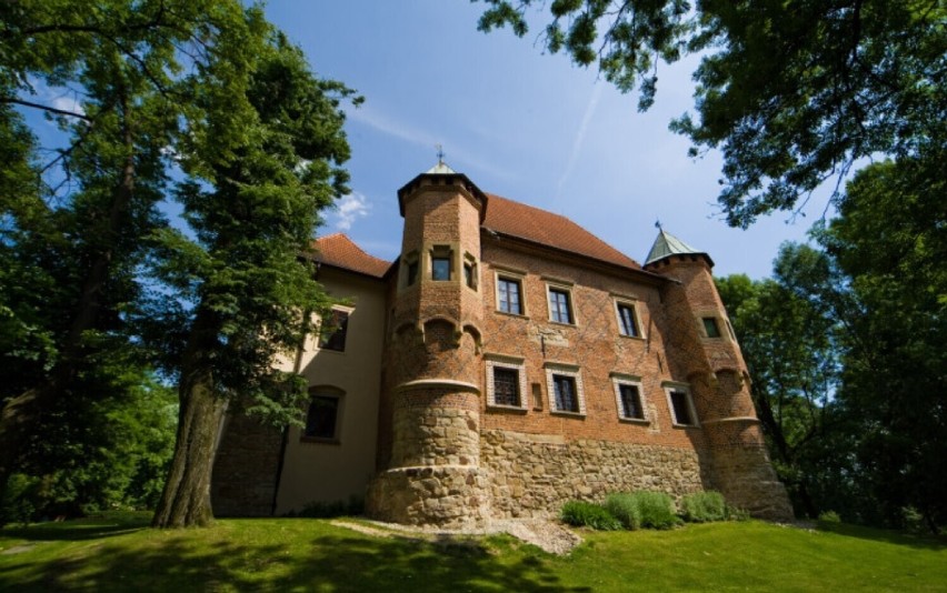 Zamek z końca XV wieku w Dębnie - jedyny na terenie...