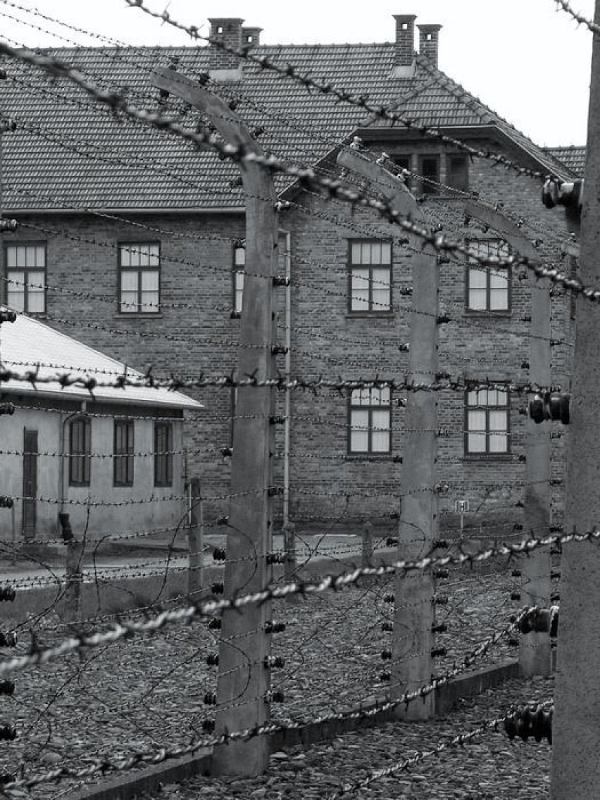 Rozkaz założenia obozu wydał Heinrich Himmler 27 kwietnia...