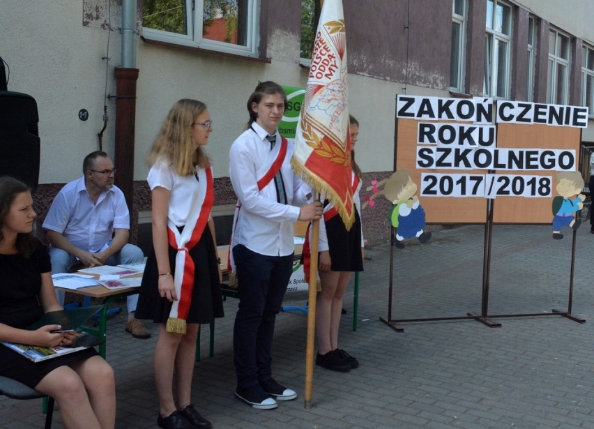 Zakończenie roku szkolnego 2017/2018 uczniów klas I-VI SP w Zbąszynku