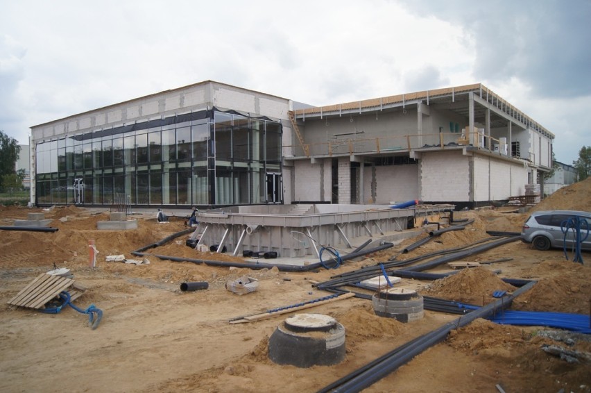 Budowa nowego basenu w Radomsku. Wzrosła pula nagród w konkursie na nazwę i logo kompleksu