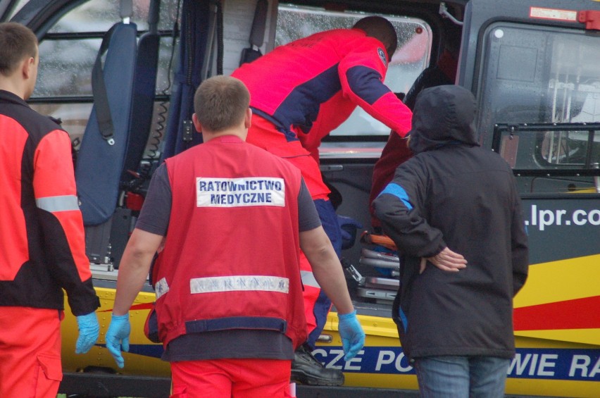 Wypadek w Chobienicach. Poparzony trafił do szpitala