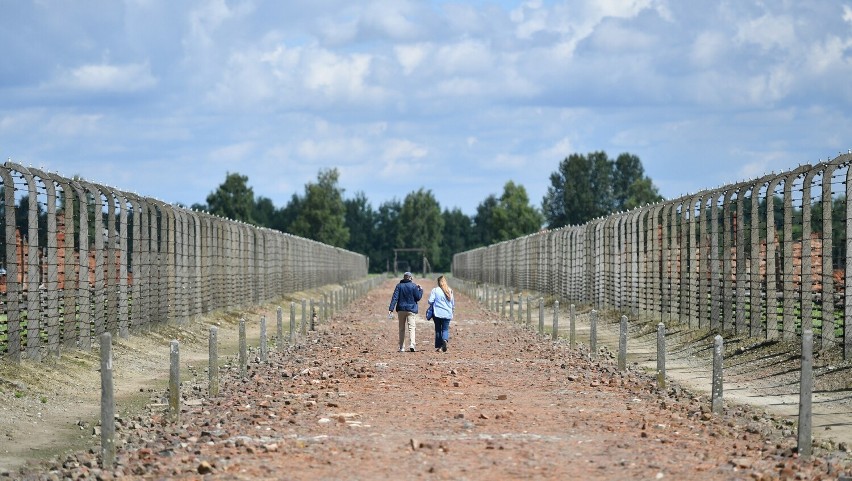 Miejsce Pamięci Auschwitz odwiedziło w 2023 roku ponad 1 mln...