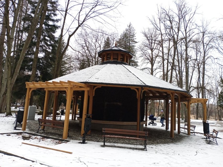 Bardzo ładnie w gorlicki park miejski wkomponowała się nowa...