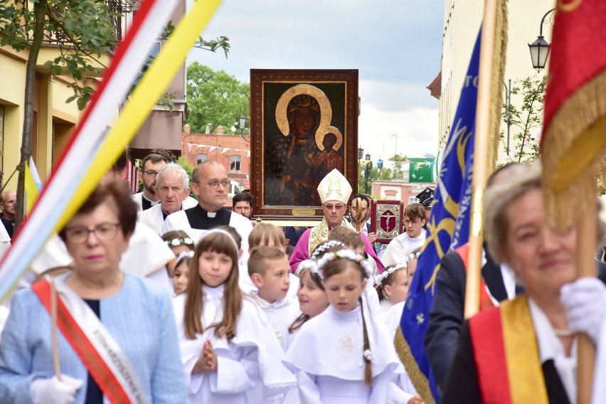 Przeniesienie obrazu Matki Bożej Jasnogórskiej z parafii św....