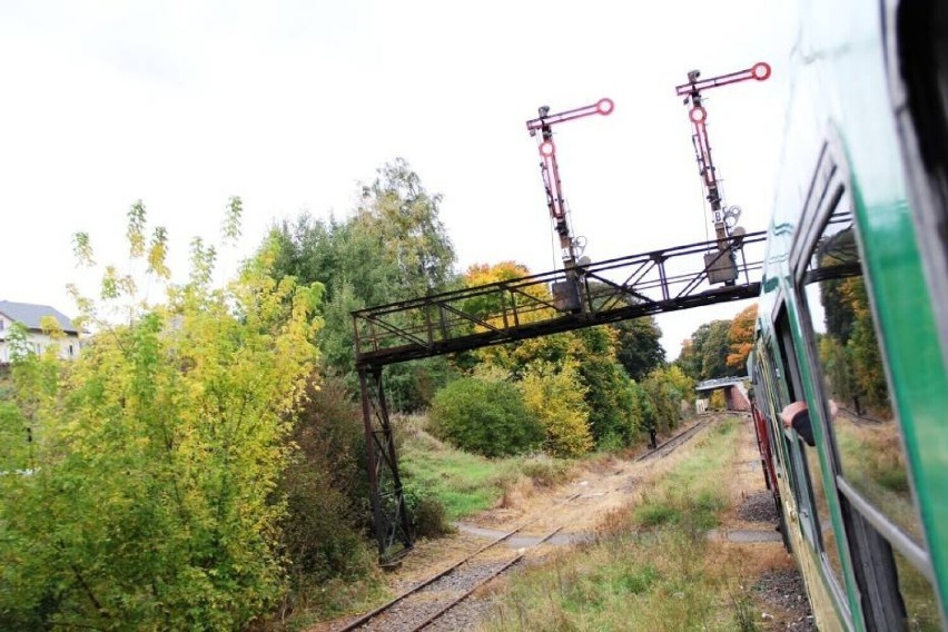 Rewitalizacja linii kolejowej nr 368 Międzychód - Szamotuły. Zadanie już w WPF-ie. Czy jeden z przejazdów w Szamotułach zostanie zamknięty?