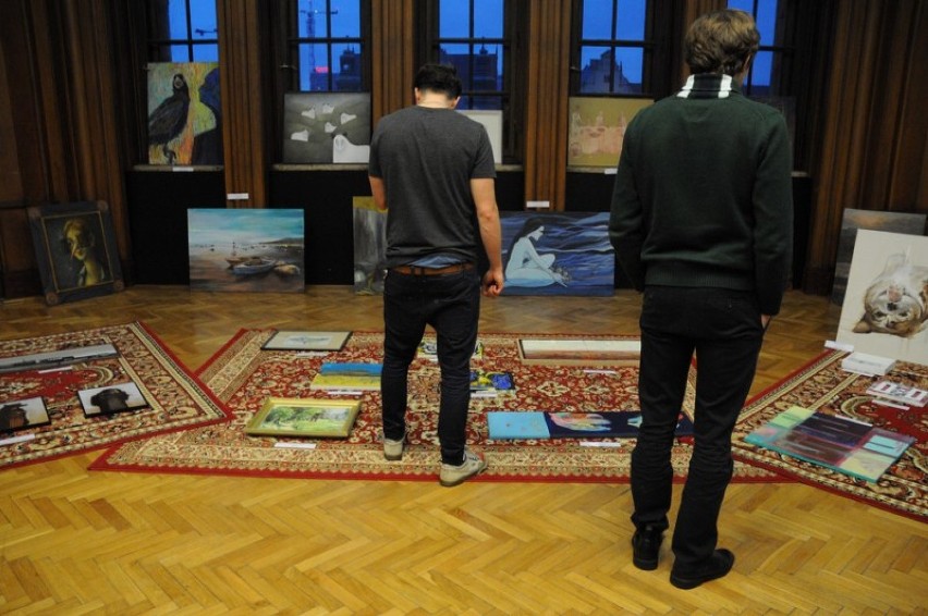Charytatywna aukcja dzieł sztuki na rzecz osób z autyzmem