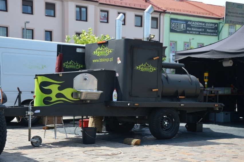 Burgery, ciabatty, kołacze już czekają. Food trucki...