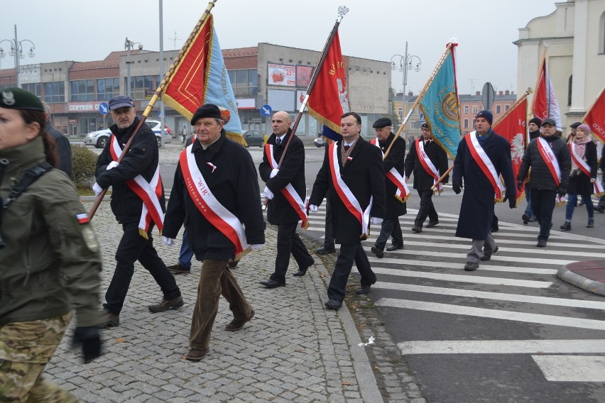 Święto Niepodległości w Częstochowie. Msza święta w Archikatedrze i marsz aleją NMP [ZDJĘCIA]