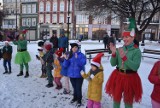 Wałbrzych: Mikołaj w Rynku miał około 130 paczek dla małych wałbrzyszan!