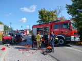 Poważny wypadek w Gołębiewku w pow. gdańskim. Dwie osoby ranne, DW 222 całkowicie zablokowana