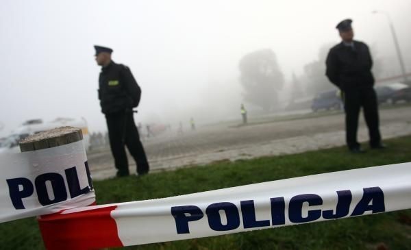 Policyjny pościg w Chełmnie - dwie osoby ranne