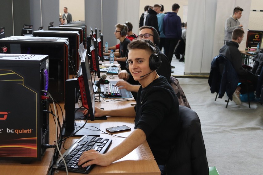 Turniej Super Game e-sport, Gniezno