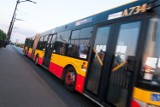 Atak na tramwaj i autobus w Warszawie. Pojazdy ostrzelane na wiadukcie przy Dworcu Gdańskim
