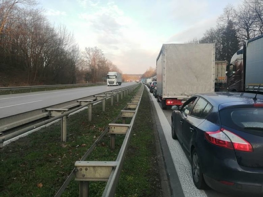 Na przejściu granicznym w Świecku kontrolowany jest każdy...