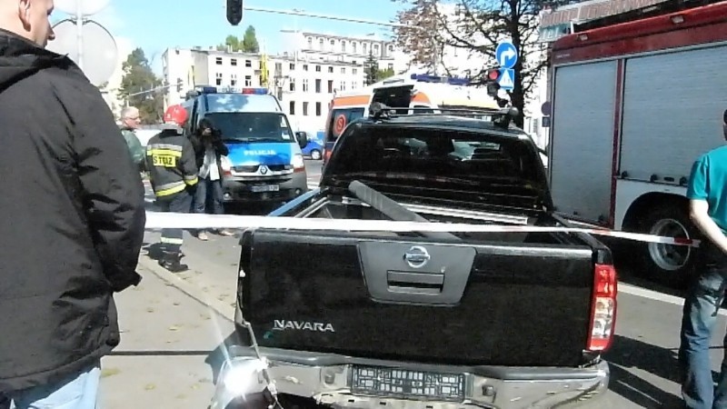 Poważny wypadek na skrzyżowaniu Mickiewicza z Wólczańską w Łodzi