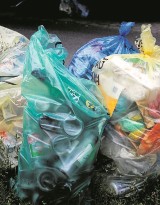 Segregacja śmieci w Gdyni. Mieszkańcy dostaną roczny zapas worków na śmieci