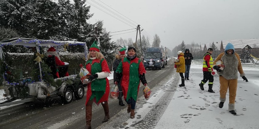 W gminie Kotla rządzi Mikołaj. Do rozwiezienia ma aż 900 paczek!