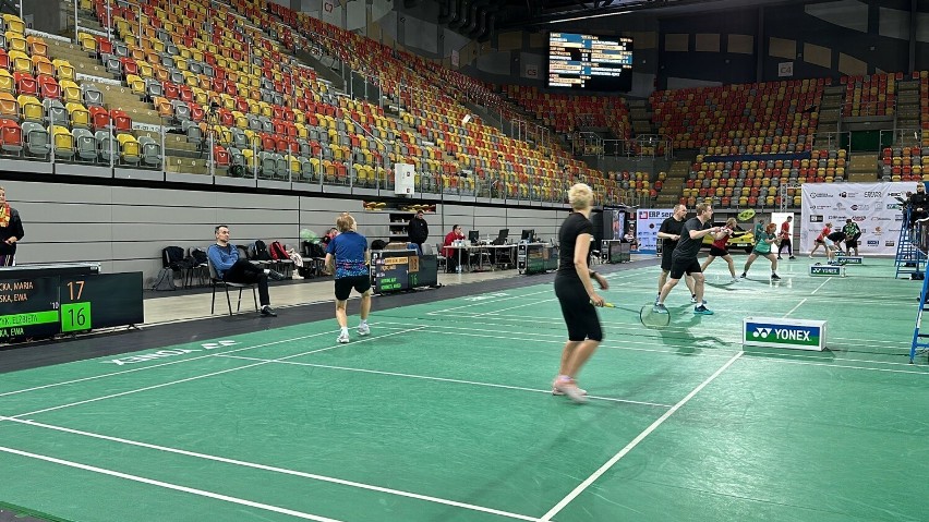 Doświadczeni badmintoniści rywalizowali w Hali Sportowej Częstochowa (VIDEO) 