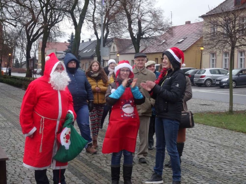 Wigilia w Budzyniu. Mieszkańcy spotkali się na Rynku...