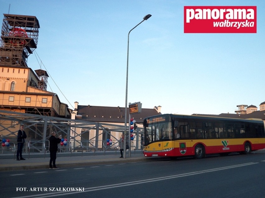 Pierwszy kurs autobusu wałbrzyskiej komunikacji miejskiej na...