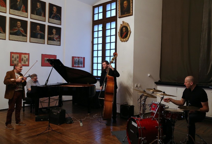 Rozpoczęły się XLVII Dni Muzyki Kameralne w Piotrkowie.
