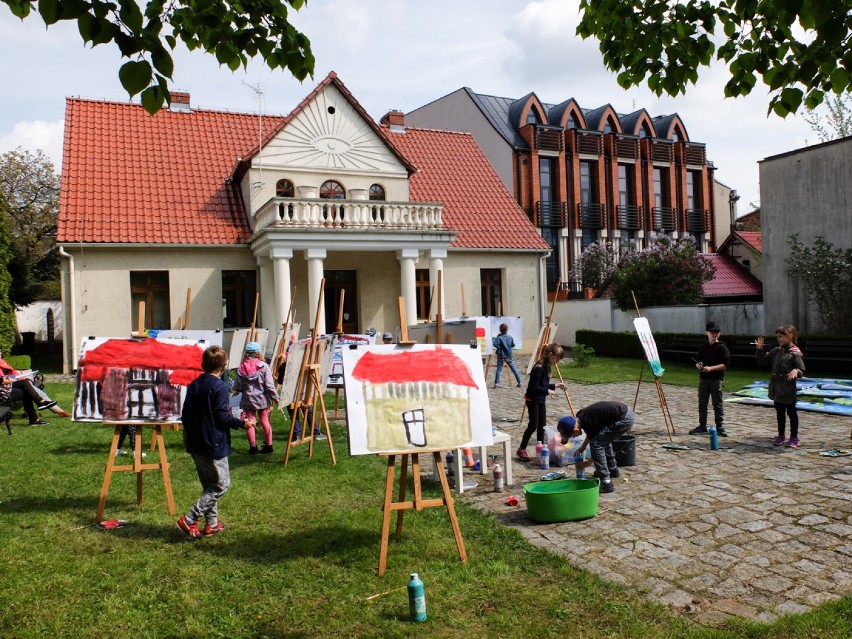 „Ogniem i pędzlem” - wyjątkowe wydarzenie w Biurze Promocji...