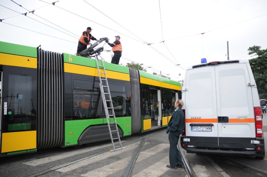 Korki w Poznaniu: Awaria tramwaju na moście Teatralnym