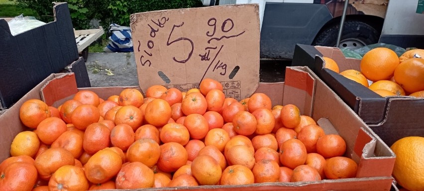 Słodkie mandarynki kosztowały 5,90 złotych od kilograma