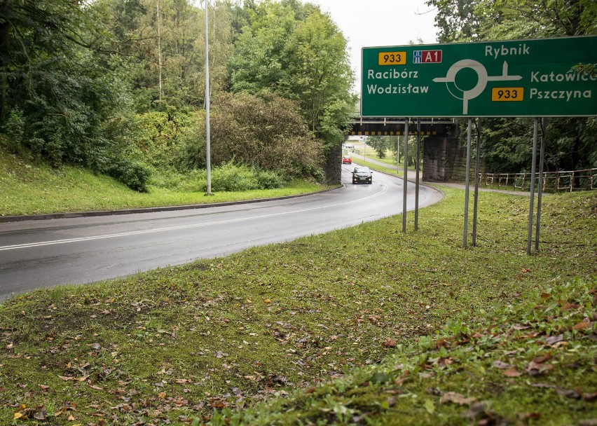 Remont w Jastrzębiu: drogowcy na ulicy Zdrojowej