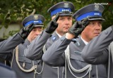 122 nowych policjantów ślubowało w Katowicach - zobacz ZDJĘCIA. 15 mundurowych z odznaczeniami państwowymi i medalami resortowymi