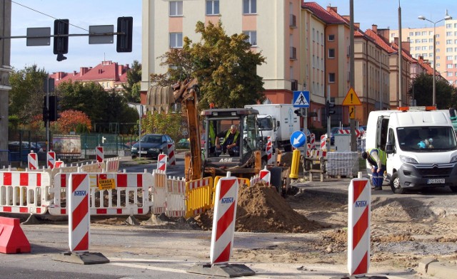 Prawdziwą pułapką na kierowców jest w tej chwili skrzyżowanie ulic Chełmińskiej i Bydgoskiej, przy "Krzyżu" w Grudziądzu. Uważać trzeba także na kolejnych fragmentach ul. Chełmińskiej 