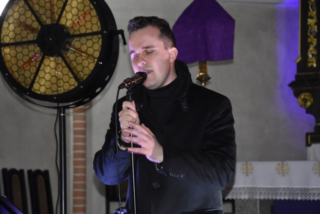 Patryk Szynwelski bardzo często bierze udział w koncertach organizowanych w kościołach. Wystąpił również w 30 edycji 15 odcinka programu "Szansa na sukces Opole 2022" z utworami Ireny Santor.