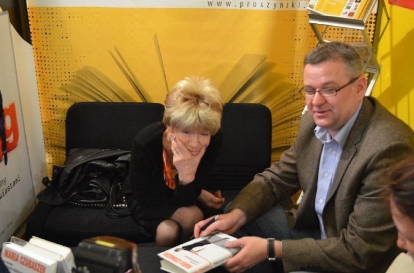 Maria Czubaszek i Artur Andrus podpisywali książki "Każdy...