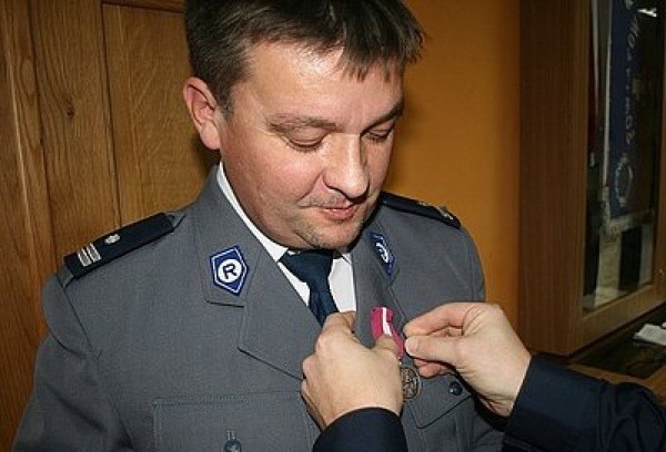 Policja w Kłobucku: Medal dla naczelnika drogówki
