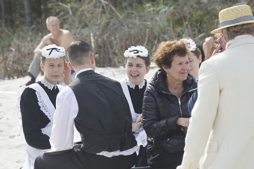 Kamerdyner w Dębkach: na plaży kręcili sceny z Danielem...