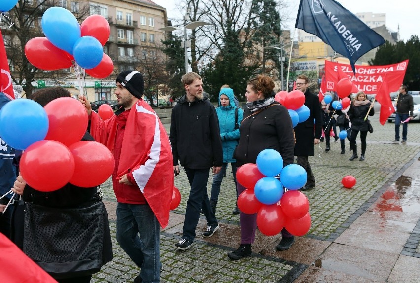 Marsz Szlachetnej Paczki przeszedł ulicami Szczecina [zdjęcia]
