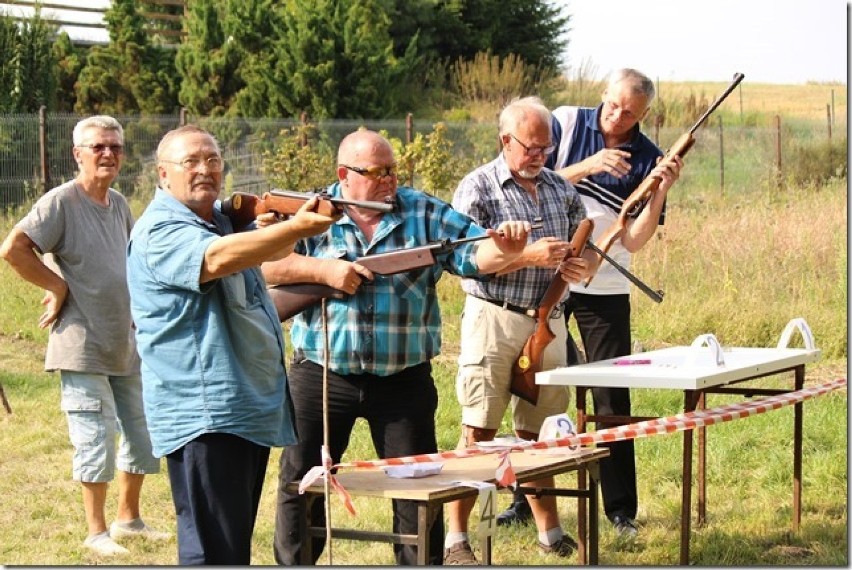 Gołębiewo Wielkie: Strzelali seniorzy [ZDJĘCIA]