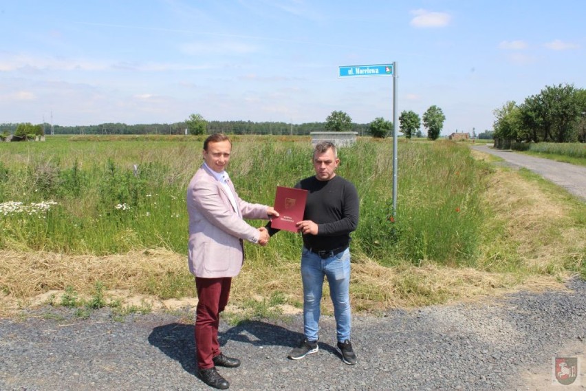 Bojanowo. Umowa na budowę kanalizacji sanitarnej i sieci wodociągowej przy ulicy Morelowej podpisana