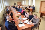 Pierwsza sesja rady gminy Pilica. Burmistrz i radni złożyli ślubowanie FOTO