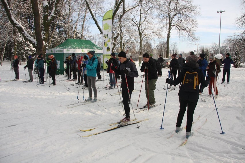 Zajęcia narciarskie w parku na Zdrowiu [ZDJĘCIA]