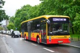 Chiński autobus elektryczny wyjechał na ulice Warszawy. Yutong U12 będzie woził pasażerów przez rok 