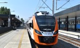 Kolej modernizuje drugą linię z Oświęcimia do Krakowa przez Skawinę. Będzie jeździć więcej pociągów do stolicy Małopolski. ZDJĘCIA