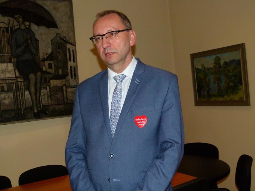 Prezydent Zduńskiej Woli Konrad Pokora komentuje tragiczną śmierć prezydenta Gdańska