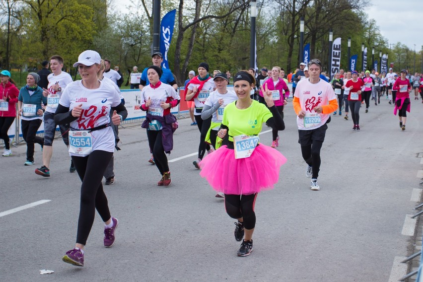 Bieg OSHEE 10 km. Orlen Warsaw Marathon 2016. Zdjęcia...