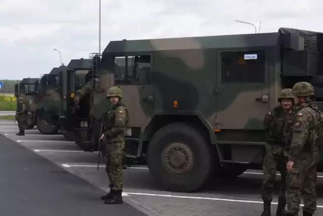 Większość z przejazdów wojska jest zaplanowana na godziny nocne, aby w jak najmniejszym stopniu powodowały one utrudnienia w ruchu.