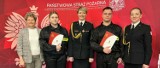Nowi strażacy w szeregach PSP w Gnieźnie! Przyjęto ślubowanie od dwojga druhów