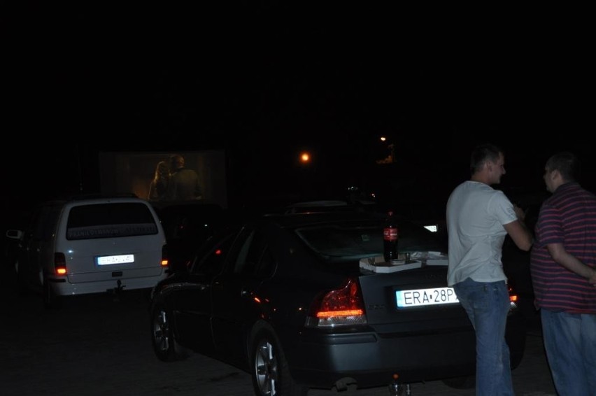 Kino samochodowe podczas Radomsko Open by Night  [ZDJĘCIA]
