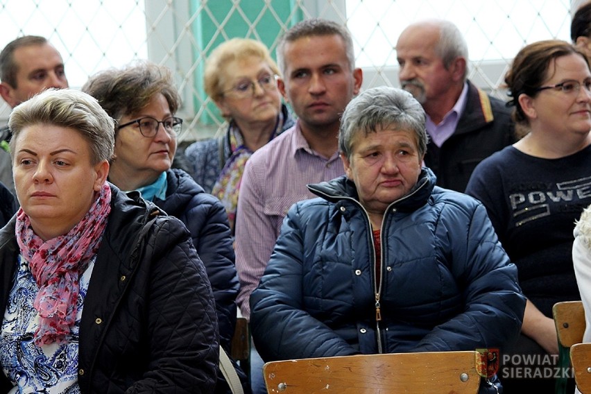 Ślubowanie uczniów Liceum Mundurowego ZSP w Warcie